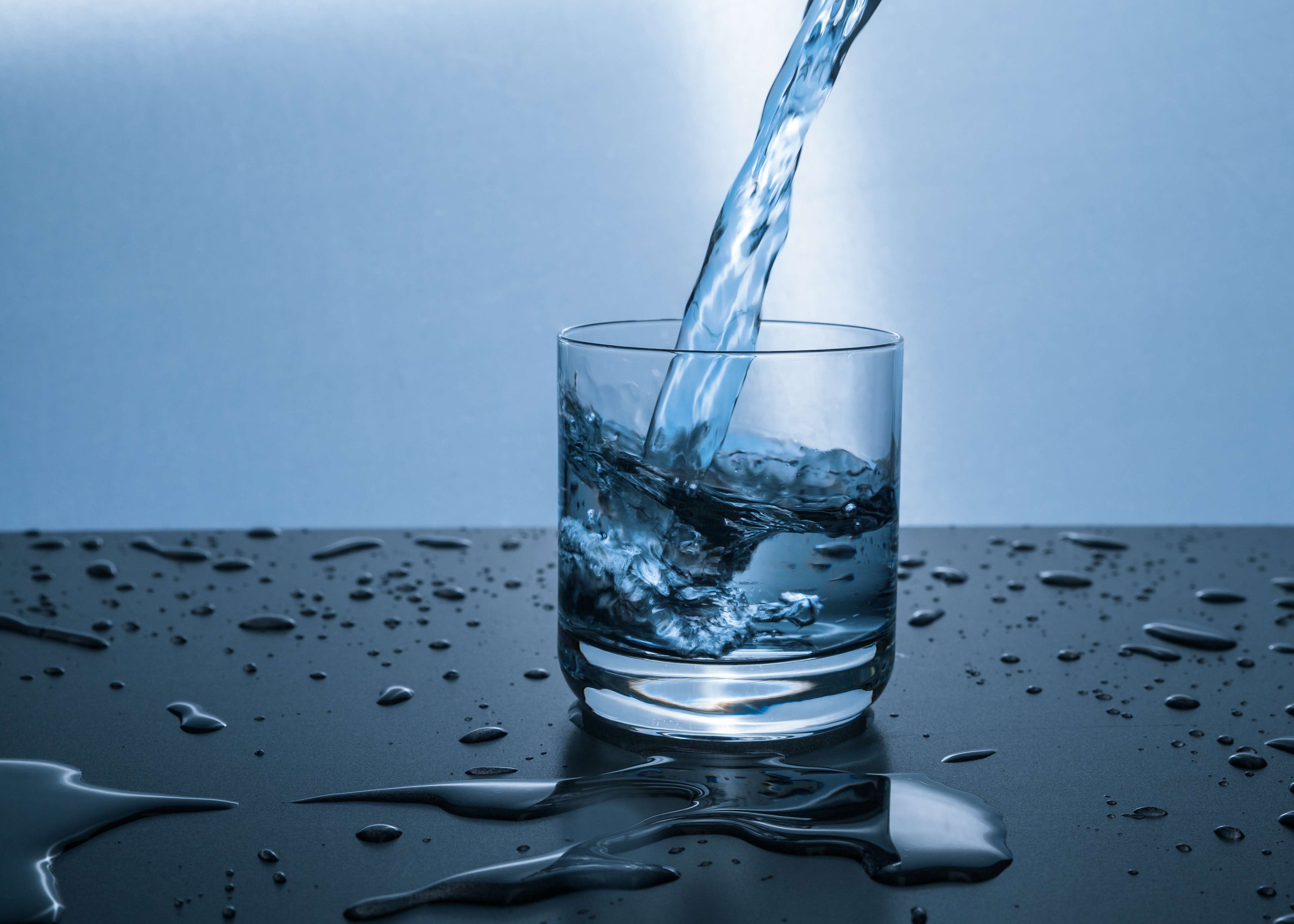 11 Great Reasons To Drink More Water
