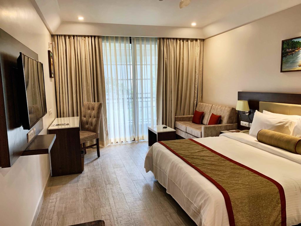 Sobit Sarovar Portico Room